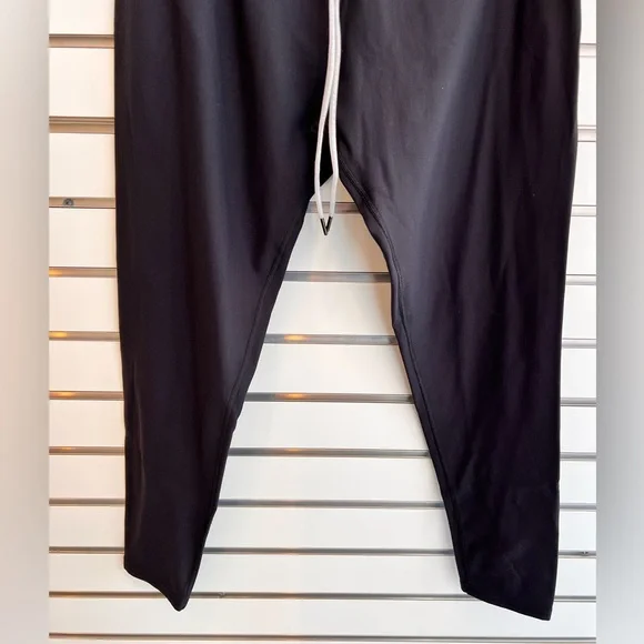 Men’s Under Armour Black Joggers - Picture 5 of 10